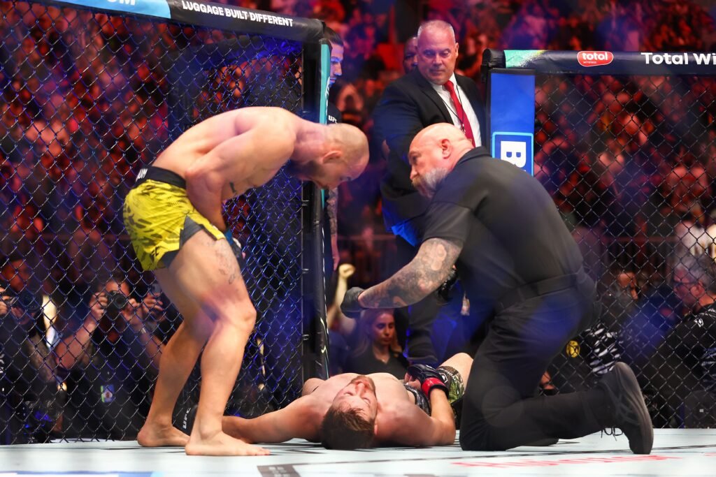 UFC 314 Volkanovski vs Lopes